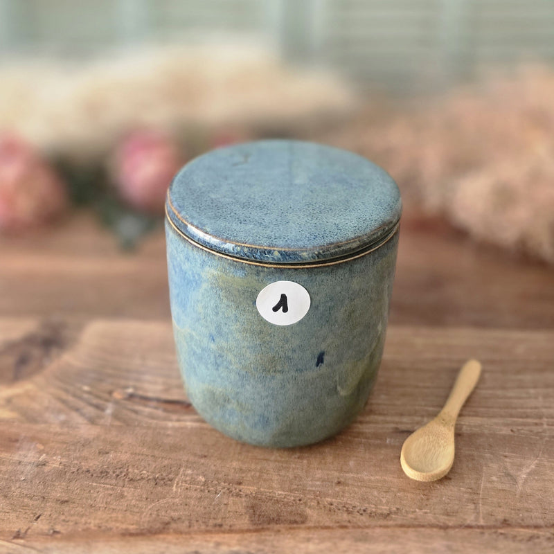 Pot en céramique – pour thé, sel...