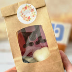Coffret “Lettre fleurie” – Graines & Savons cœurs